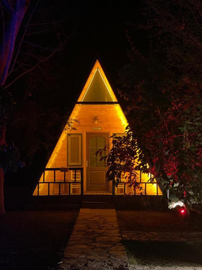 アドラサンGemicihan Bungalovアパートメント エクステリア 写真